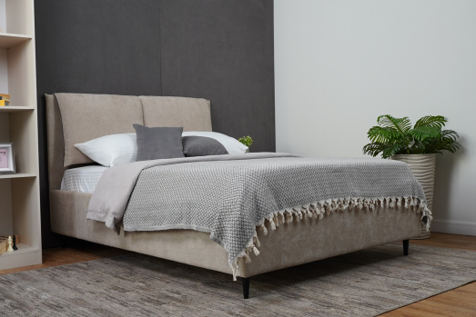 Мягкая кровать ВЕНЕЦИЯ цвет на выбор 180х200